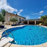 Villa Louis *